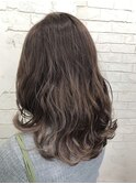 ラベンダーグレージュ