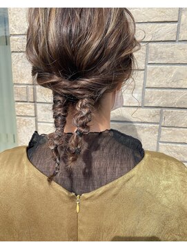 フィオーレ ヘアデザイン(FIORE hair design) 結婚式　ヘアセット　個性的