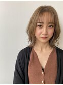 ハイトーンベージュ