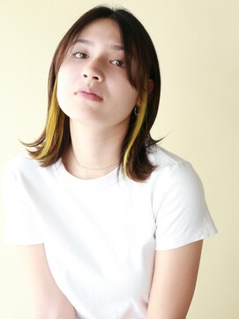 フリップビーアヴェダ(FLIP B AVEDA) 本八幡×ミディアム×外ハネ×イヤリングカラー×イエロー