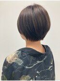 大人ガーリーショートニュアンスカラーハイライトメッシュカラー