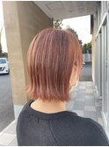 パツっとボブヘア