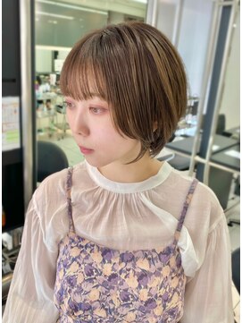 トニーアンドガイ 青山店(TONI & GUY) 大人かわいい丸みショートピンクベージュシアカラーショートヘア