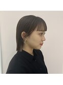 切りっぱなしボブ×ぱっつんバング［AYAKA］