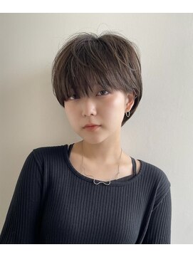 イヴォークトーキョーオーサカ(EVOKE TOKYO osaka) マッシュショート レイヤー 丸み カット 耳かけ 簡単セット