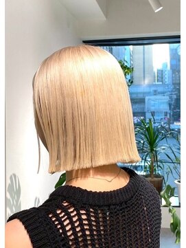 シエラ 堀江(CIERA.) ウルフボブボブウルフ天使の羽バングレイヤーカット