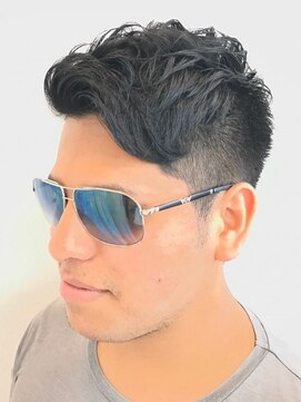 スウェル 稲毛店(Swell) サーフカール/フェザーパーマ/ブルーブラック/稲毛駅/眉毛