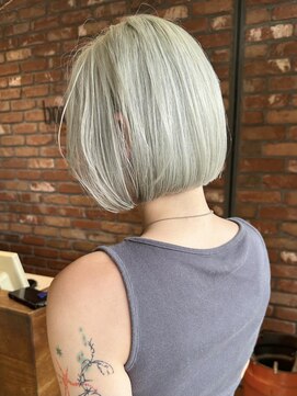 ボコカ(bococa) 向ヶ丘遊園切りっぱなしミニボブケアブリーチカット