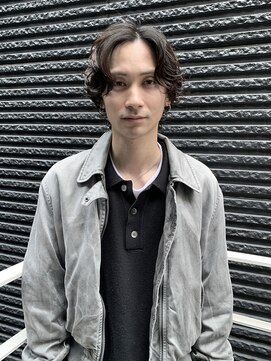 シオ ヘアー デザイン(Sio. hair design) センターパート ニュアンスパーマ グランジパーマ