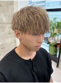 韓国メンズアッシュグレージュカラーシースルーマッシュシルバー