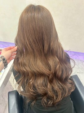 ミニョン(mignon) 韓国/ダブルカラー/ブリーチ/ピンク/学割U24/新越谷/南越谷/草加