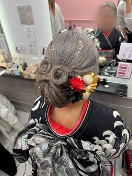 リアン 八幡筋店(lien) 成人式ヘア