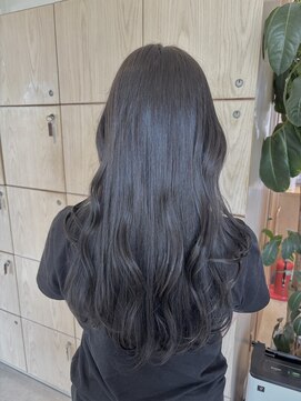 アドラーブル 万代店 (adorable) 大人可愛いくすみカラー アッシュグレー