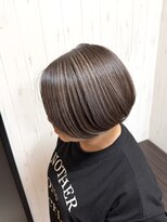 ヴィアージュ(VIAGE)&nbsp;白髪を活かした上品ハイライト