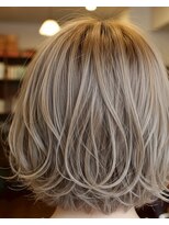 アズグロウヘアー(AS GROW HAIR) 韓国風ボブ×ハイトーン