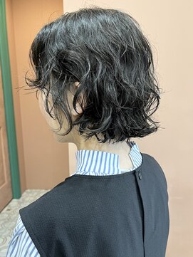 イギー(igggy) ボブ　レイヤー　ウルフ　スパイラルパーマ　デジタルパーマ