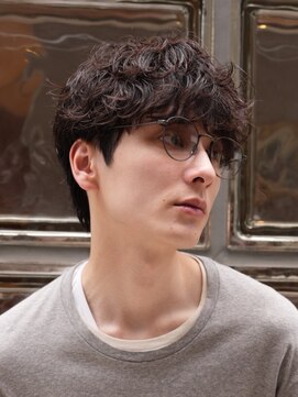 レタッチバイフィフス 大阪梅田(RETOUCH by fifth) 梅田メンズパーマルーズパーマシャドウパーマッシュウルフゆるめ