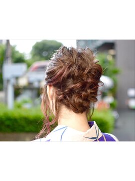 ラッシュグラス(Rush grass) 浴衣アレンジ