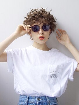 メゾンアミリ(Maison AmiLi) セミディ/カール/シアカラー/姫カット【千葉／千葉駅/パーマ】