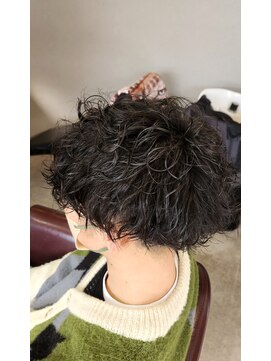 グレンツェ(Grenze) 波パーマショート