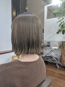 ヘアメイクボッカ(hair make Bokka) ハネ感が出せる切りっぱなしボブ