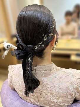 バイオレットジェム(Violet`jem) 結婚式ヘアアレンジお呼ばれヘアまとめ髪金箔ヘア