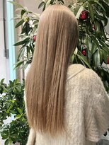 エイミー(amy.)&nbsp;ハイトーン/ミルクティーベージュ/ブリーチカラー/春カラー