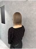 ボリュームが出る人も垢抜け！ミルクティーボブ◎
