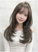 フェイスレイヤーハッシュカットワンホンレイヤーカーテンバング