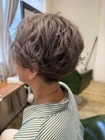 チルアウト 塚口本町店(chill out)&nbsp;ニュアンスパーマショート グレイヘア