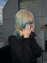 シティ オモテサンドウ(CITY omotesando)&nbsp;ブロンド×ターコイズ シャギーレイヤー