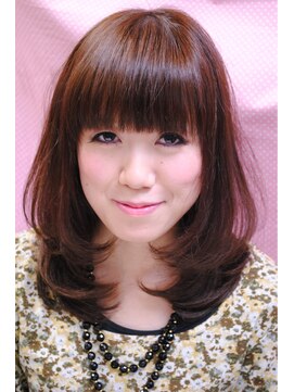 シキブフクヤマ(SIKIBU FUKUYAMA) ミディアムストレート