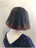 グレージュ×キャロットオレンジ＋ラインカラー、＝素敵ボブ