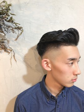 メイナ(MENA by safaria) フェードスタイル#髪質改善