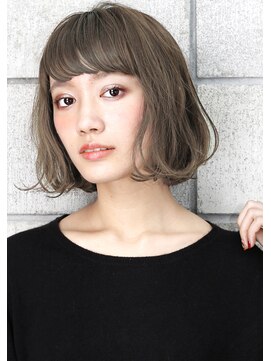 ラミ(L'ami) ☆プラチナグレージュ × 無造作 ☆ パリジェンヌ風 BOB ☆