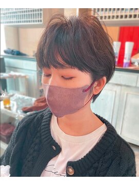 アトリエ エス atelier es HAIRDESIGN ふんわりショート/20代30代40代50代/ショートヘア/大人ガーリー