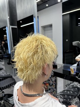 メンズ サロン ドット トウキョウ 町田店(men's salon dot. tokyo) 金髪スパイキーショート