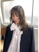タヴィ(Tavi) フェイスレイヤースタイル/ミディアムヘア/ニュアンスパーマ