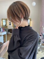 コワファーストナガサキシャンプーボーイ(COIFF1RST NAGASAKI SHAMPOO BOY)&nbsp;大人ショートボブ丸みショートカットマッシュショート前髪あり