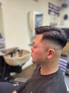バーバーサトウ(BARBER SATO) サイドパートスタイル
