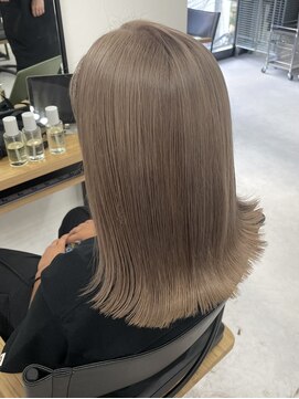 ウル 岡山駅店(ULu.) ブリーチカラー ミルクティーベージュ