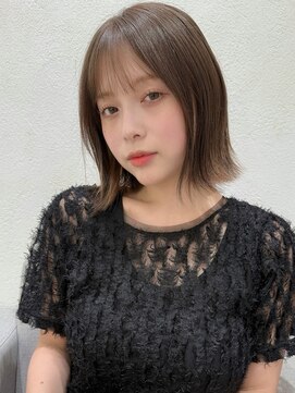 ステアケース 武蔵小杉店(stair:case) 外ハネボブ大人可愛いベージュインナー暗めカラーダークアッシュ