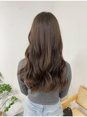透明感たっぷりオリーブグレージュ