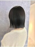大人気！パツっと切りっぱなし外ハネボブ
