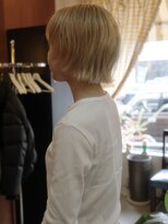 チャプター 問屋町(chapter) ケアブリーチブロンドカラーショートレイヤースタイル