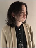 ラフなミディアム×センターパート