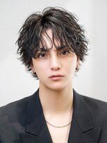オーシャントーキョーオーバー 渋谷(OCEAN TOKYO OVER) 波巻きラウンドマッシュセンターパートシャドウパーマ韓国