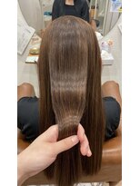 グレロ(G’RELO)&nbsp;艶髪ロングヘアーで広がりとおさらば！