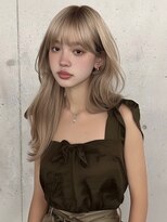 ランテルディ 渋谷(LANTERDIT)&nbsp;ハイトーンカラー内巻き前髪ありくびれヘアゆるめパーマ内巻き◎