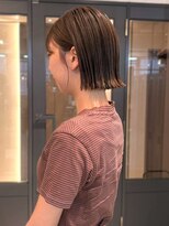 アトリエ(atelier.)&nbsp;ブラウンベージュ 透明感カラー ボブヘア ぱつっとボブ 20代